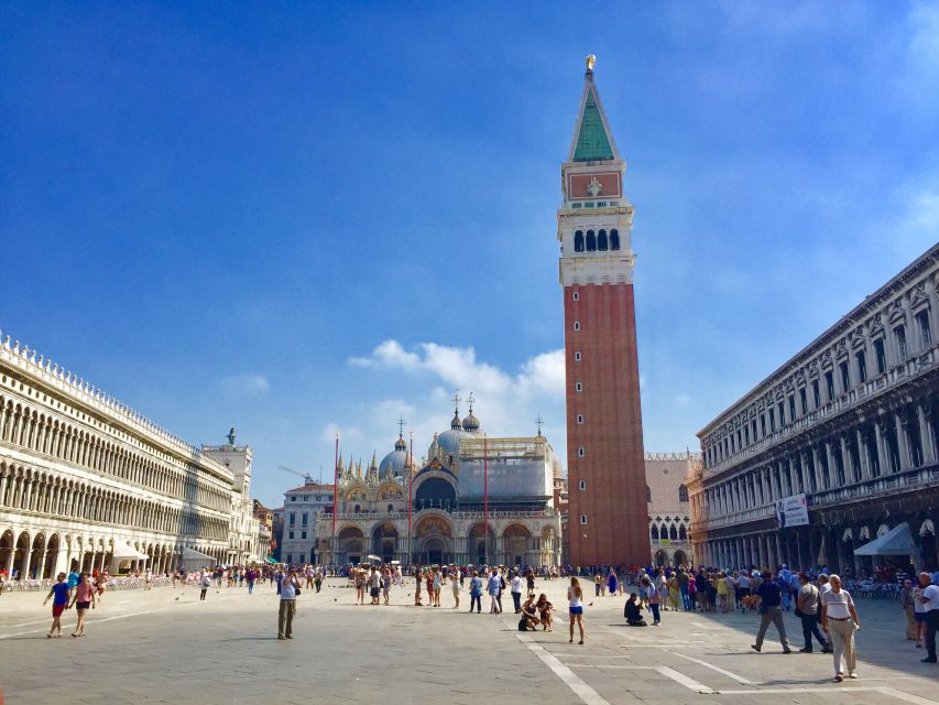 Venice: Skip-the-Line Doge’s Palace & Basilica Walking Tour - Finding the TURIVE meeting point near Saint Mark’s Square