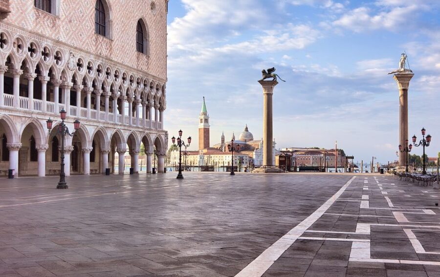 Venice: St Mark’s Basilica and Doge’s Palace Private Tour - St Mark’s Basilica and its golden mosaics