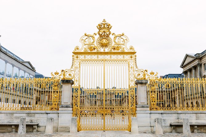 Versailles Château and Gardens Walking Tour - The important limitation: no guided château tour