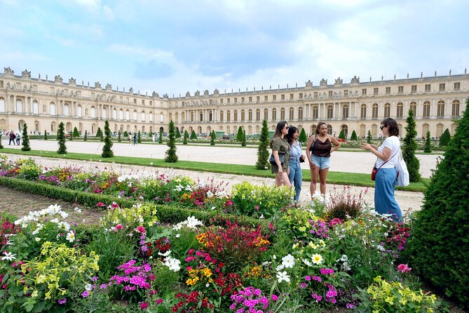 Versailles Palace and Gardens Tour from Paris - Should you book it?
