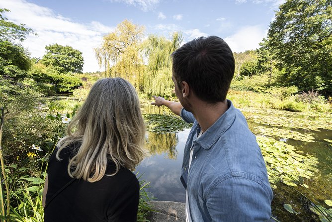 Versailles Palace and Giverny Monet House Visit with Lunch - Versailles gardens need more time than you get