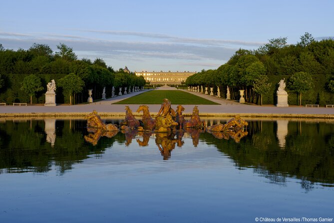 Versailles Palace & Gardens Guided Tour - Meeting near the palace and getting there