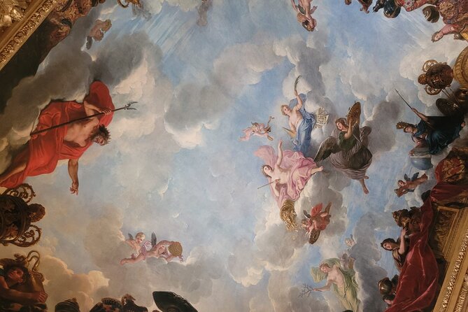 Versailles Palace Guided Tour with Gardens Access - Who should book this Versailles tour?