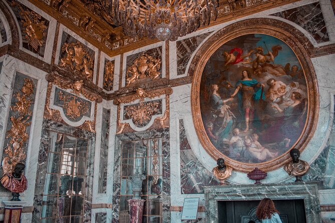 Versailles Palace Guided Tour with Reserved Entry - Crowds, queues, and the real timing