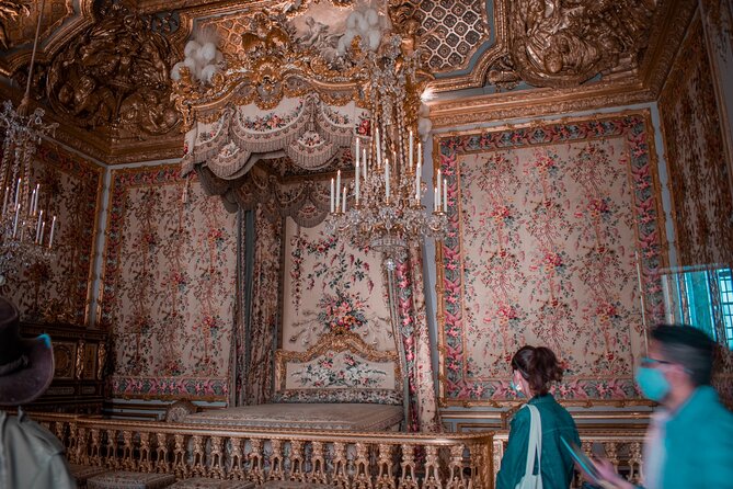 Versailles Palace Guided Tour with Reserved Entry - Who will enjoy this tour most?