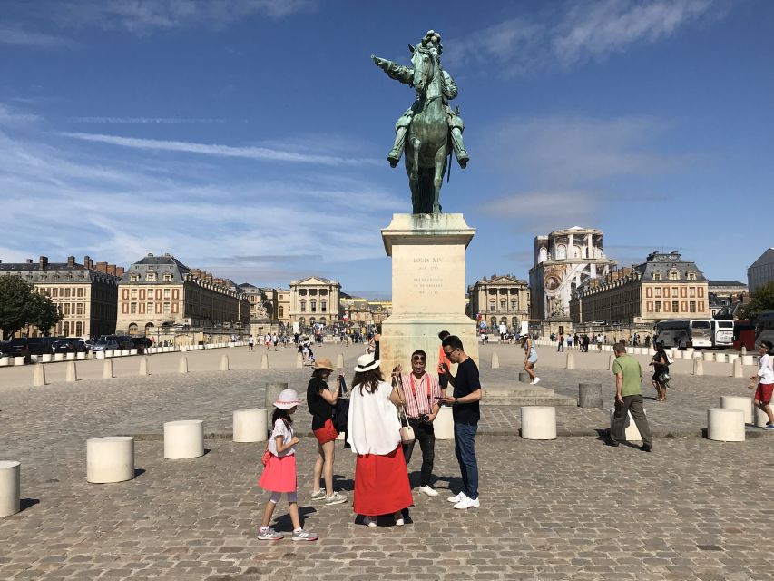 Versailles: Palace Guided Tour with Skip-the-Line Ticket - The State Apartments and the royal story