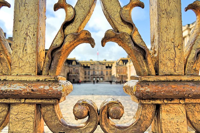 Versailles Palace & Marie-Antoinette's Estate Guided Tour - Why this Versailles tour works as a full-day plan
