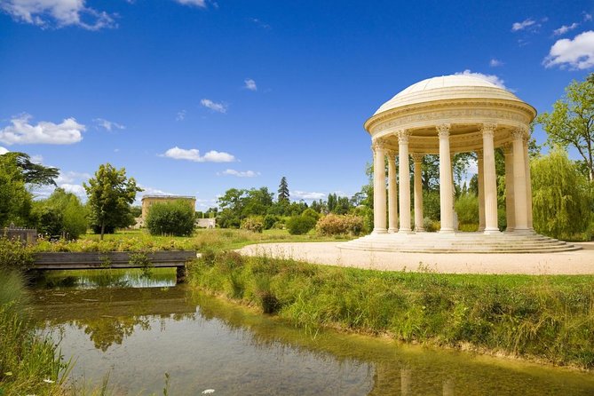 Versailles Palace & Marie-Antoinette's Estate Private Guided Tour with Lunch - Why this private Versailles day works