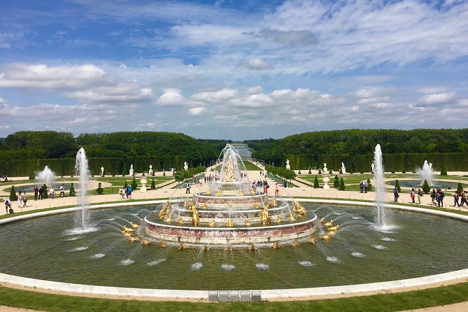 Versailles Palace & Marie-Antoinette's Estate Private Guided Tour with Lunch - Grand Trianon, Louis XIV’s quieter retreat