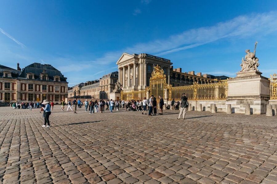 Versailles: Palace of Versailles Skip-the-Line Guided Tour - The Queen’s State Apartments and Marie Antoinette