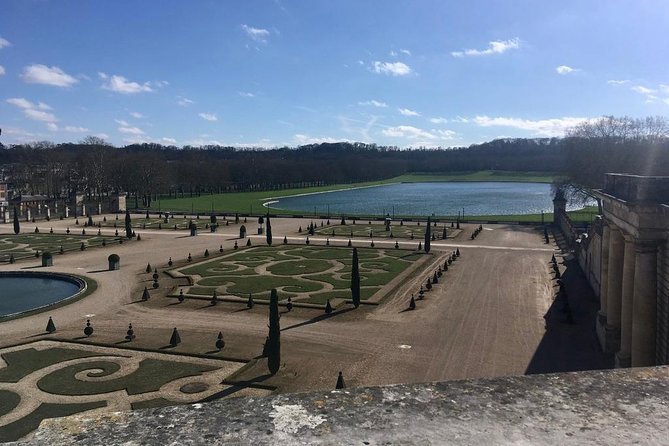 Versailles Royal Palace & Gardens Private Tour by Golf Cart - Meeting at the Louis XIV statue