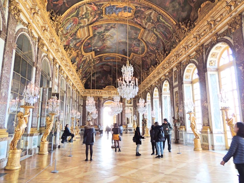 Versailles: Skip-the-Line Guided Palace Tour and Full Access - Trianon and Marie Antoinette’s estate