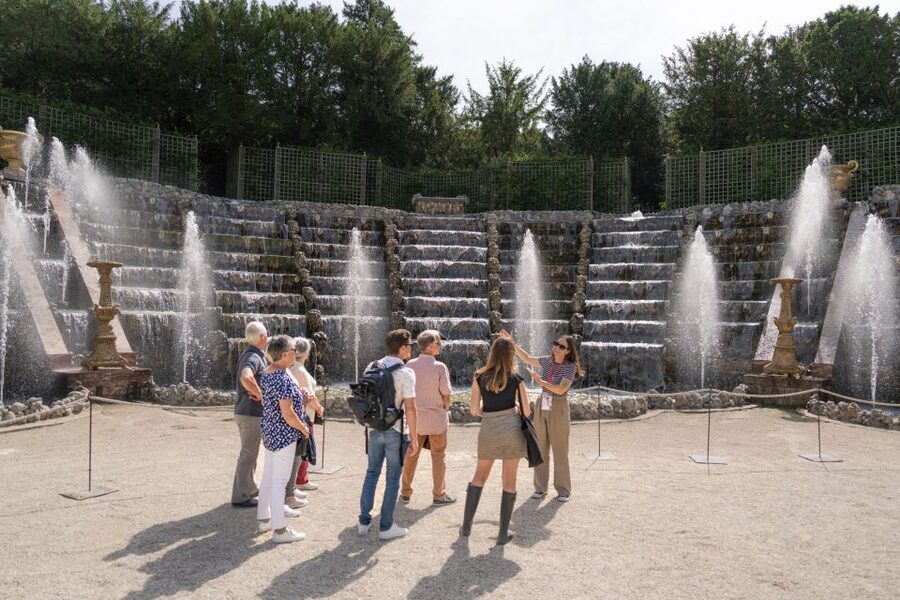Versailles: Skip-the-Line Versailles Palace and Gardens Tour - What three hours can and cannot cover