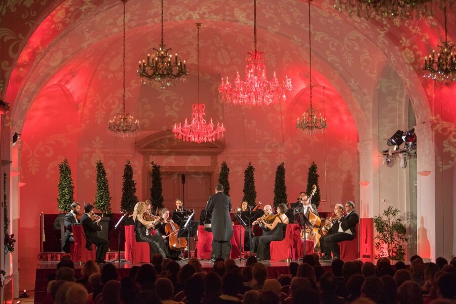 Vienna: After-Hours Schönbrunn Palace Entry & Concert Ticket - What to wear and how formal the evening feels