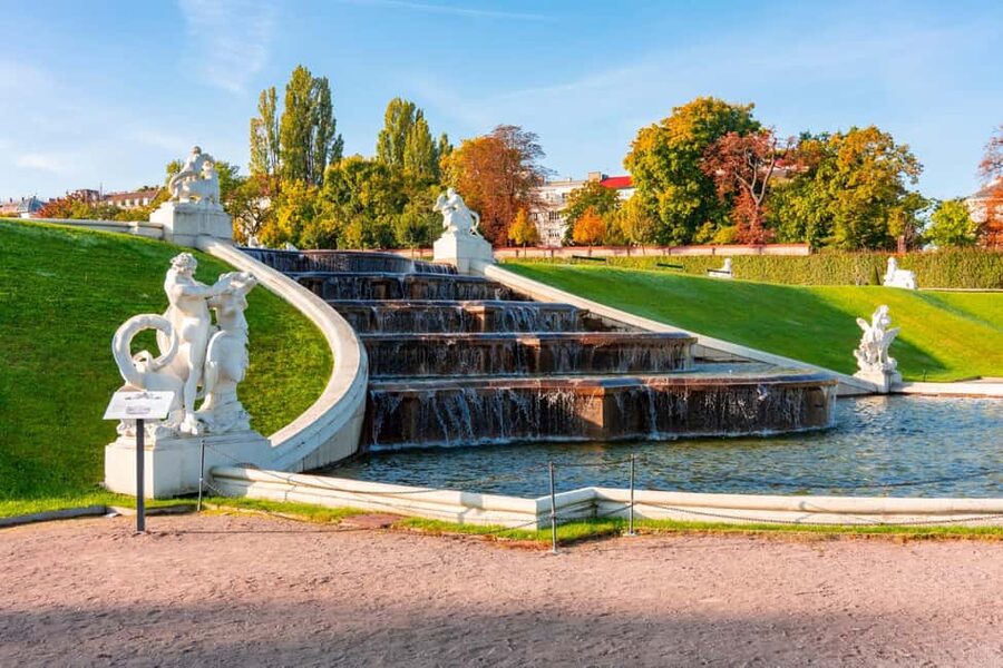 Vienna Belvedere Palace Skip-the-line Tour & Official Guide - Thirty minutes in the Baroque gardens