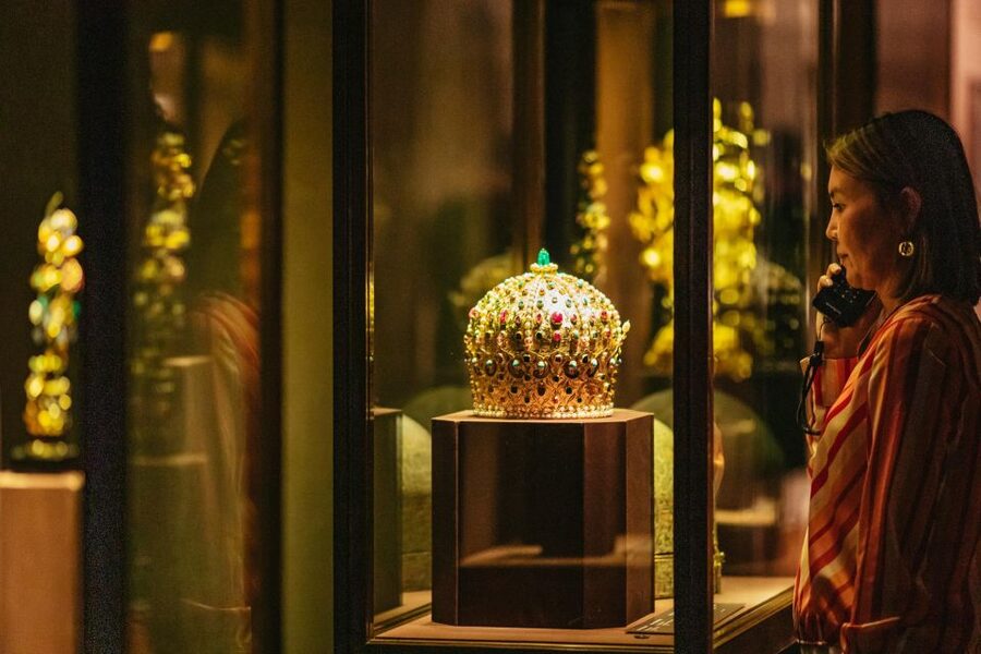 Vienna: Imperial Treasury in the Hofburg Palace - Relics, the Holy Lance, and the famous agate bowl