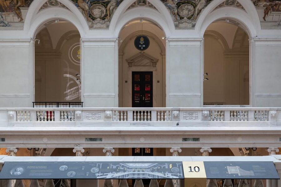 Vienna: Imperial Treasury & New Hofburg Palace Combo Ticket - The Imperial Treasury: crowns, jewels, and dynastic power