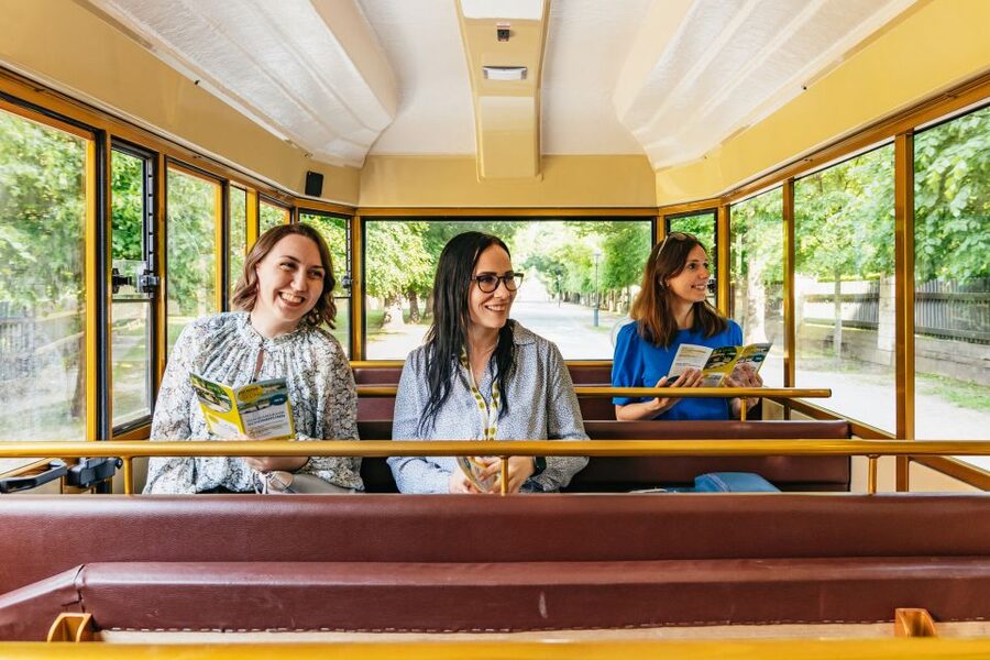 Vienna: Panorama Train Tickets to explore Schönbrunn Palace - The best way to plan your ride