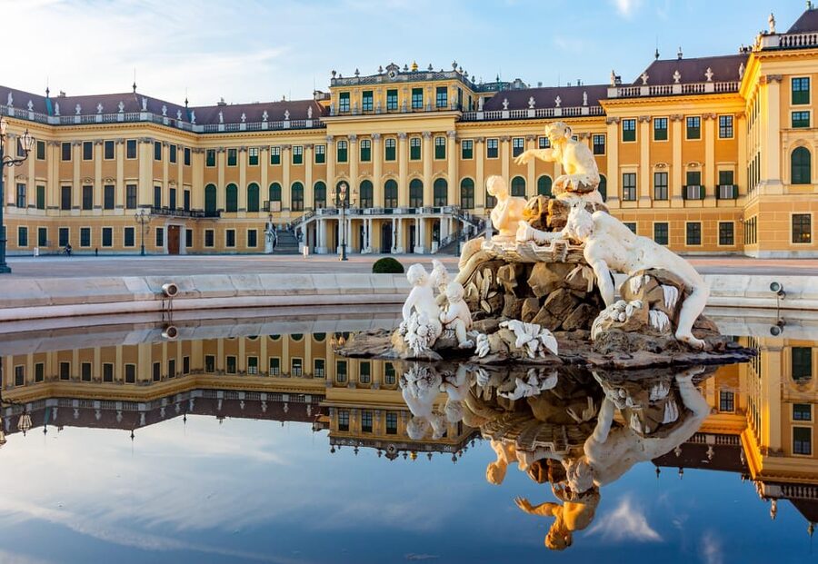 Vienna: Skip-the-Line Schönbrunn Palace and Gardens Tour - The Great Gallery and Hall of Ceremonies