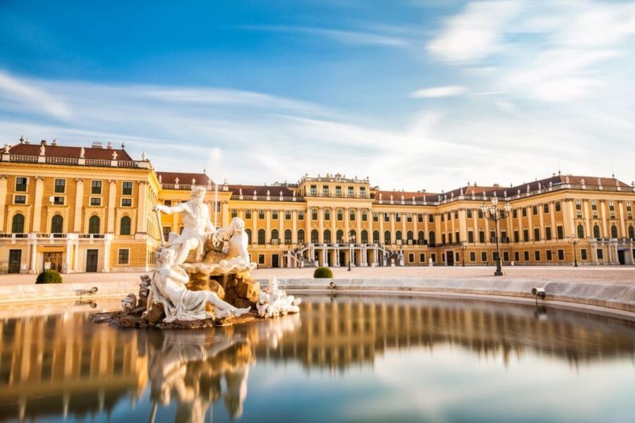 Vienna: Skip-the-Line Schonbrunn Palace Private Tour - The 40-room Grand Tour