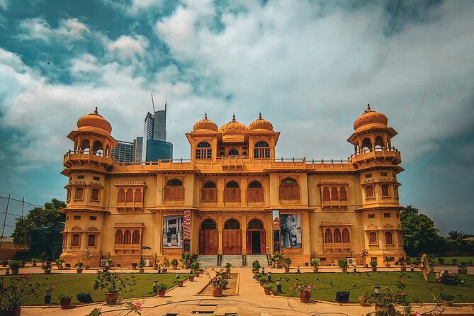 Visit Mohatta Palace Zainab market & Burns road - Key points to know before booking
