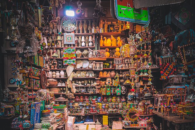 Visit Mohatta Palace Zainab market & Burns road - Mohatta Palace: 30 minutes with Karachi’s grand side