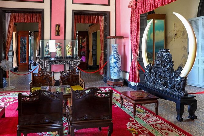 Vung Tau Full-Day Tour with Beach, Christ Statue & White Palace - Nghinh Phong Cape and the Gate of Heaven