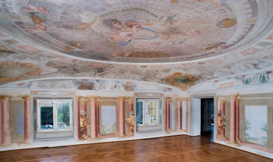 Warsaw Private Wilanow Palace & Garden Tour - Who will enjoy this private tour most?