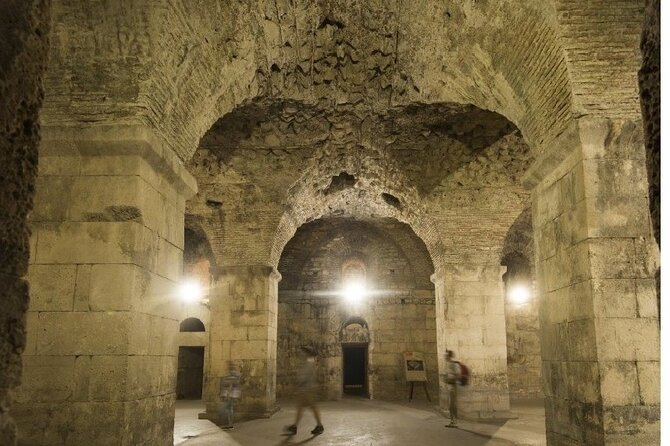 YOUR BEST PRIVATE TOUR - amazing Split and Diocletian's palace - Nadalina chocolate brings the route into the present